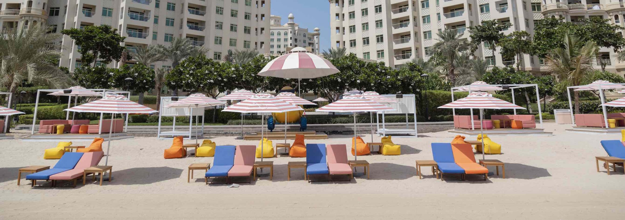 Peaches and Cream in Dubai: Beach club with Miami vibes opens