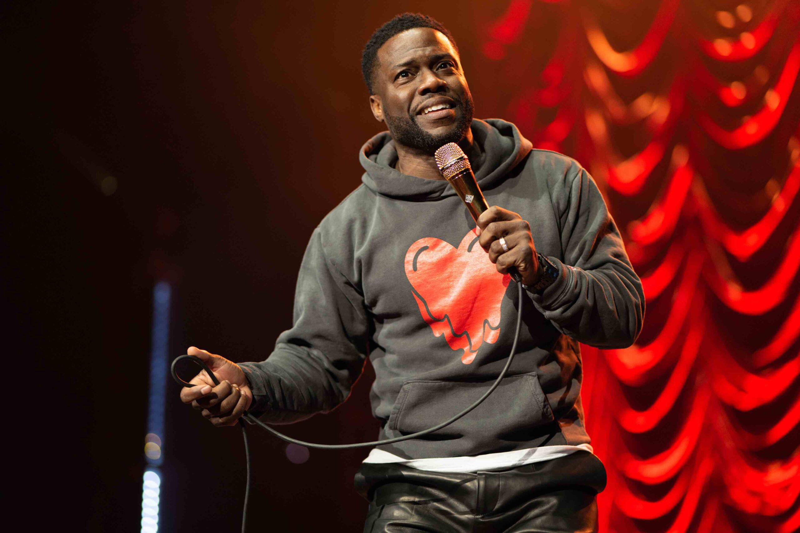 Catch megastar comedian Kevin Hart in Dubai this March