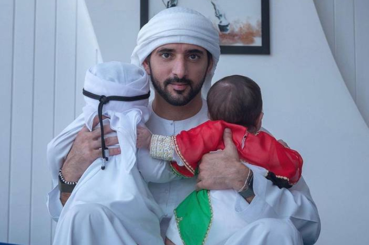 Sheikh Hamdan shares a new photo of his baby boy