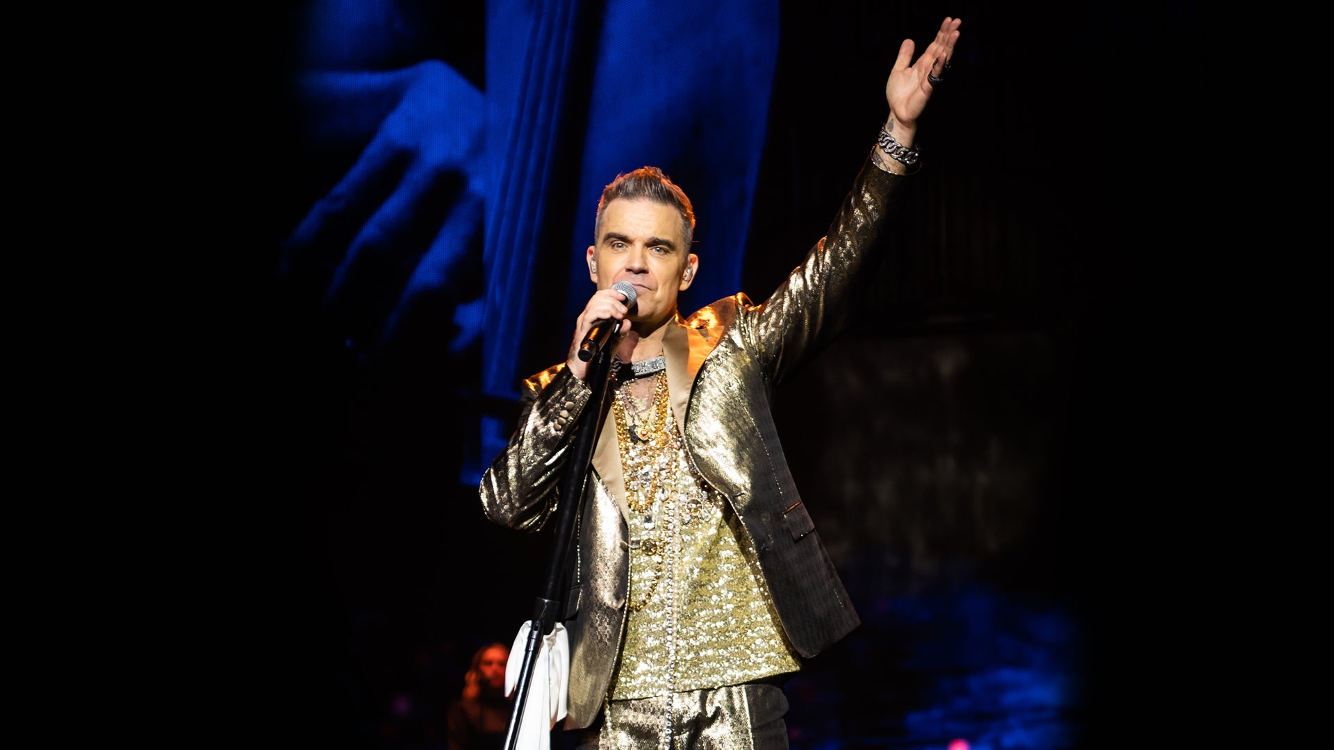 Robbie Williams is coming to Abu Dhabi again