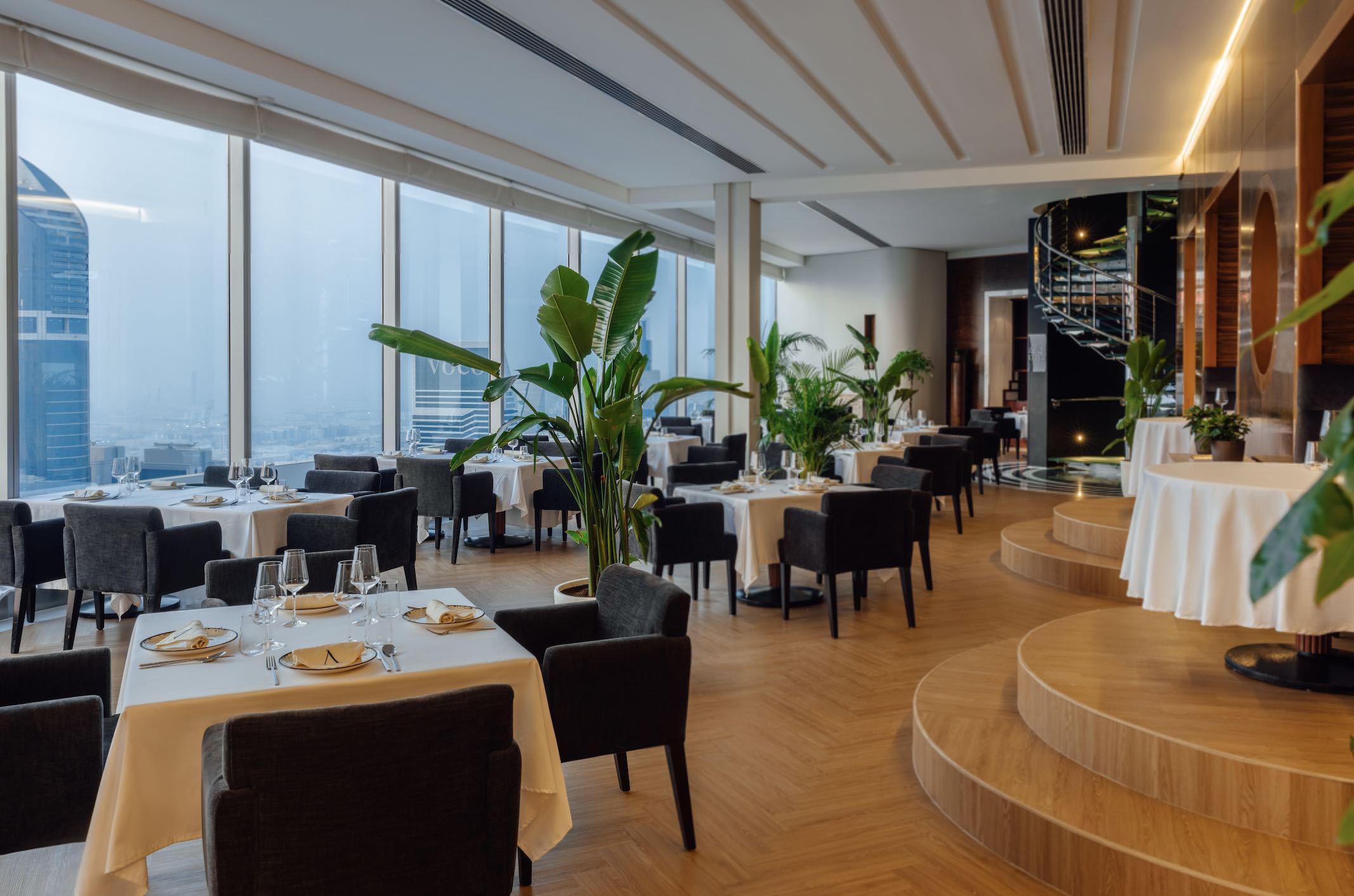 FACT First Look: Amuni Restaurant & Lounge in Jumeirah Emirates Towers