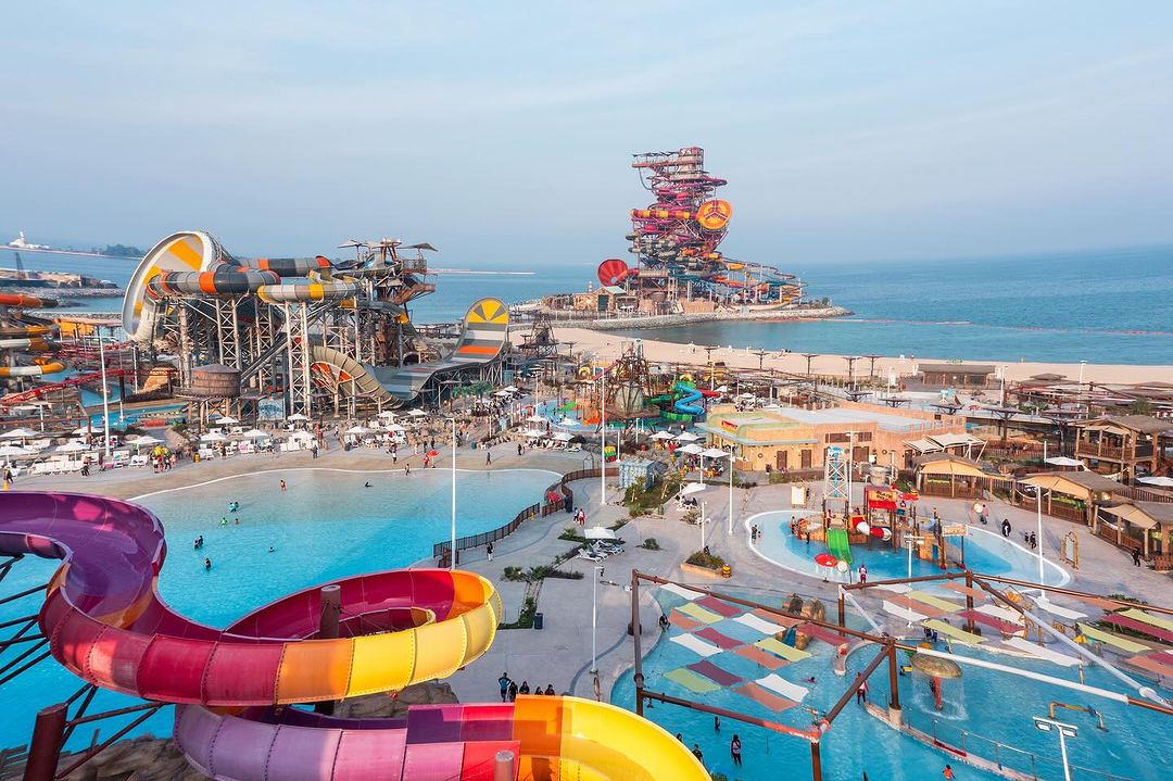 Qatar's Meryal Waterpark makes a splash with the world's highest waterslide