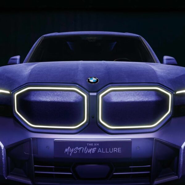 BMW XM Mystique Allure