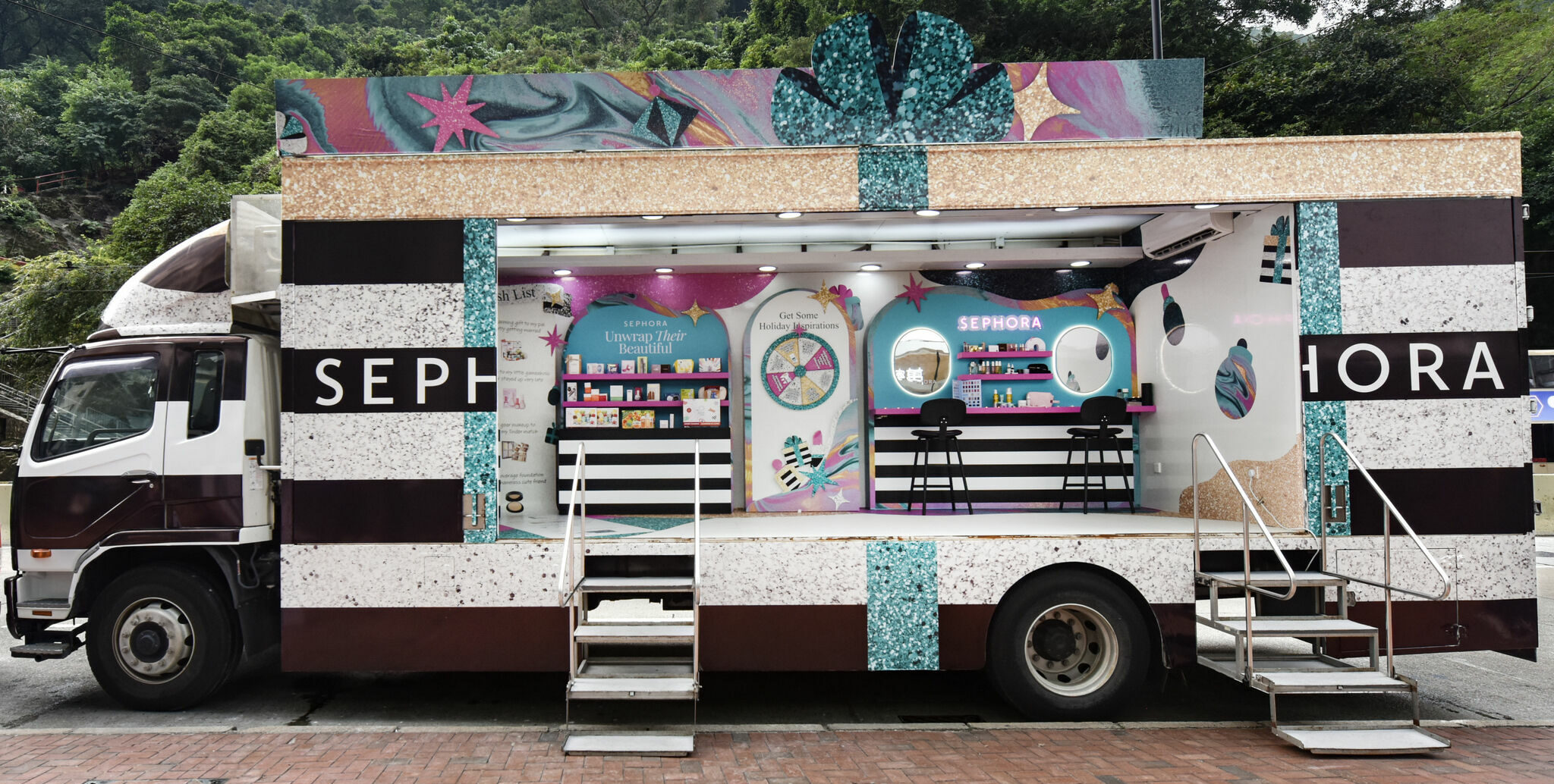 Sephora’s Majlis on Wheels promises glam on the go this Ramadan